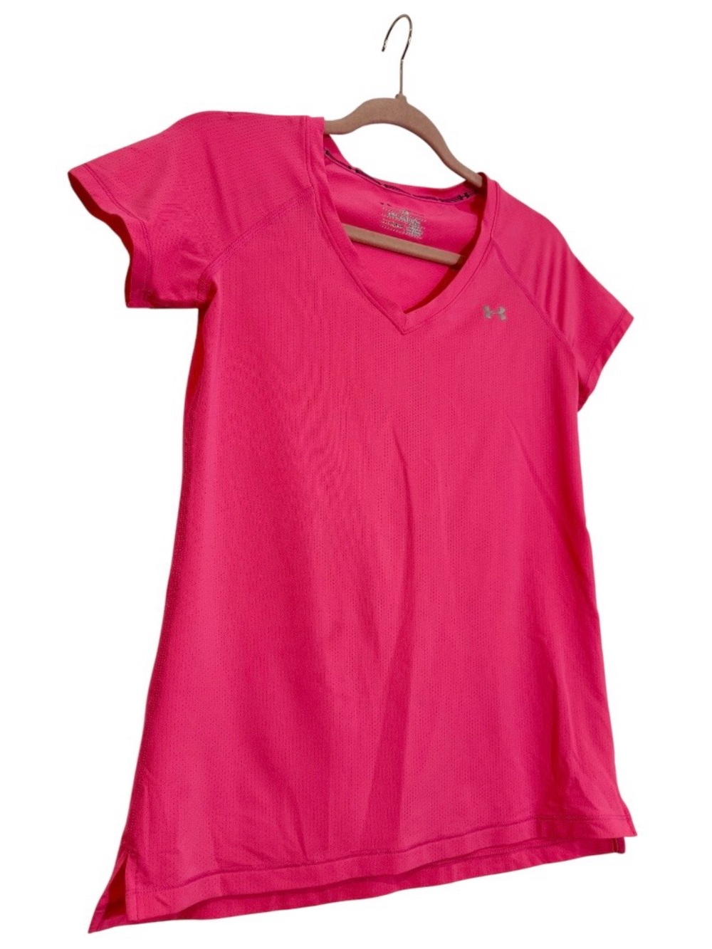 Under Armour Women’s Bright Pink V-Neck Short Sleeve Performance Tee, SIZE XS!